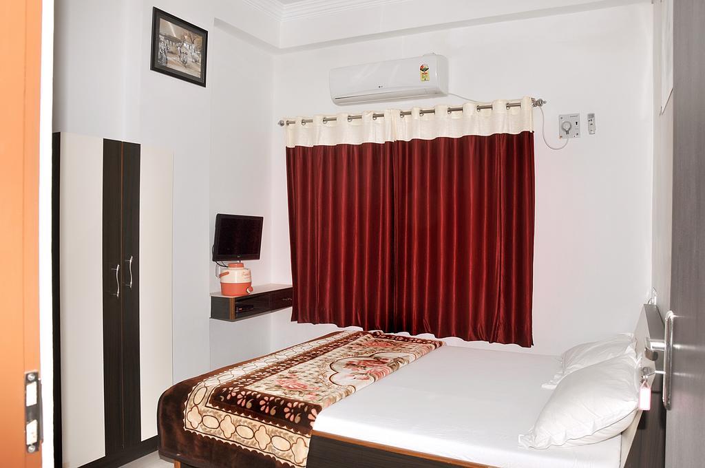 Hotel Shyam Palace Nāgaur Стая снимка